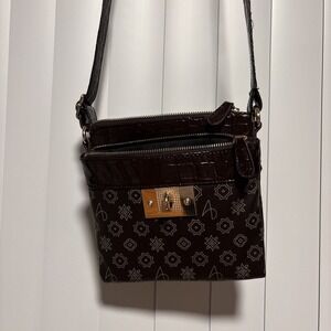 Alfred Durante, Bradford Exchange, Women's‎ Brown Sling Bag 8" x 8" inch